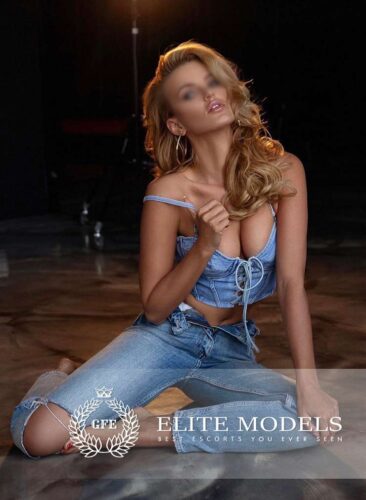 Claudia Vip Escorts  Luxury Escorts Escort Models Elite Escort