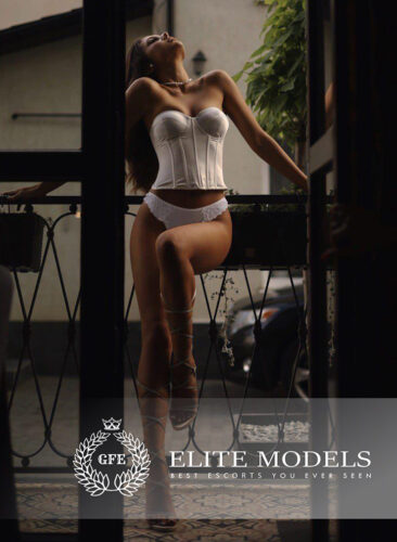 Heidi Heidi Vip NY Escort NYC Escort Model Escort Nyc Nyc Escort